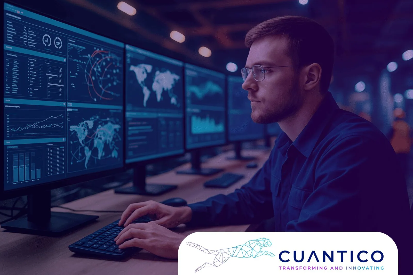 Automatización empresarial con inteligencia artificial representada por una mujer analizando datos digitales en un entorno tecnológico, mostrando innovación y uso de IA en procesos de negocio, con el logo de CUANTICO Transforming and Innovating